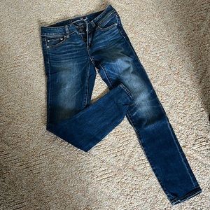 American eagle w jeans size 4